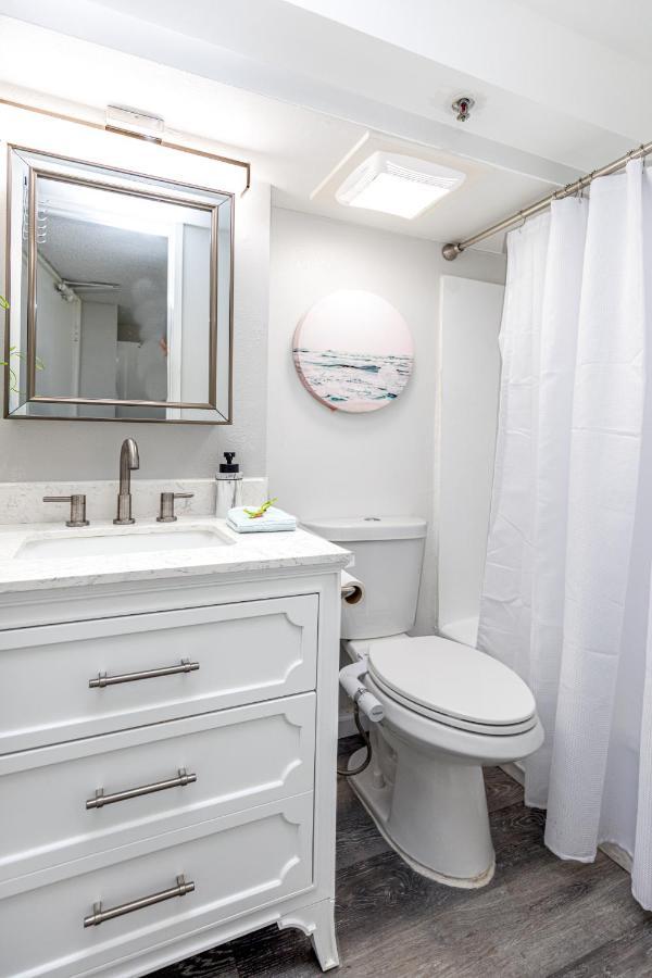 Beautifully Upgraded Studio Close To Waikiki Beach Apartment Honolulu Exterior photo